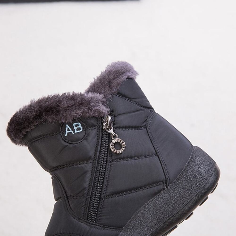 Womens Winter Snow Boots Size 7.5 - Picture 4 of 4